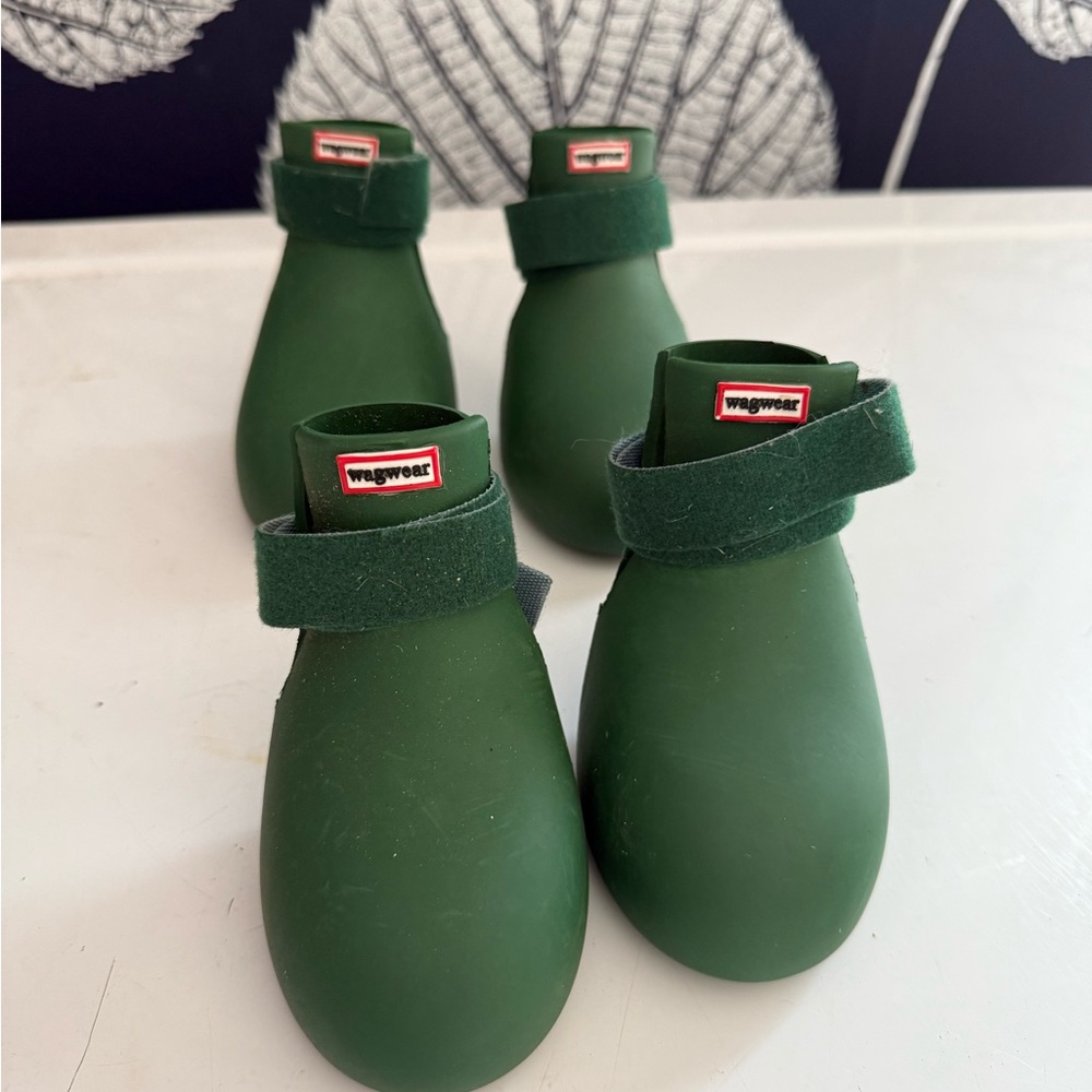 Wagwear Green Dog Boots
